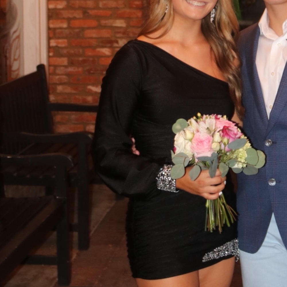 sophia thomas homecoming dress!
